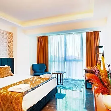 Continent Luxury
