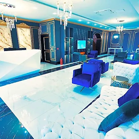 Hotel Continent Luxury