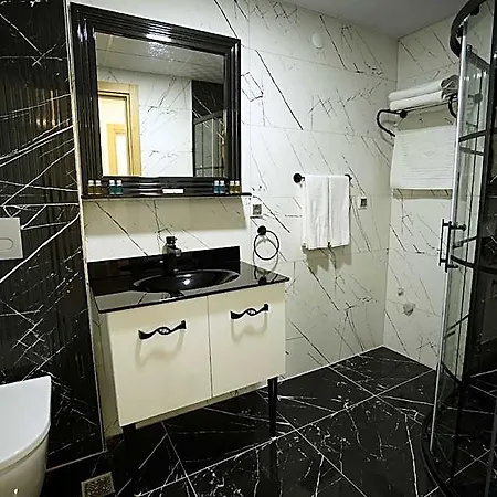 Continent Luxury 3*
