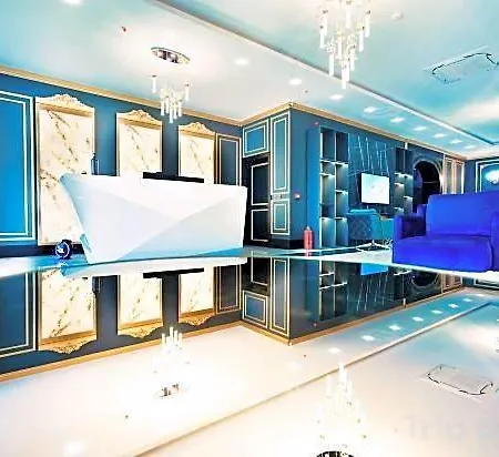 Continent Luxury 3*