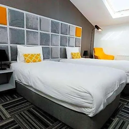 Hotel Continent Luxury 3*