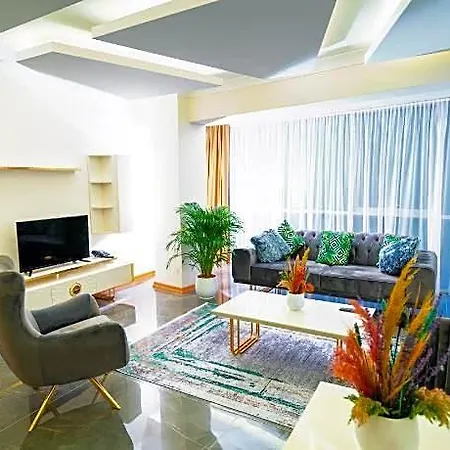Continent Luxury Hotel 3*